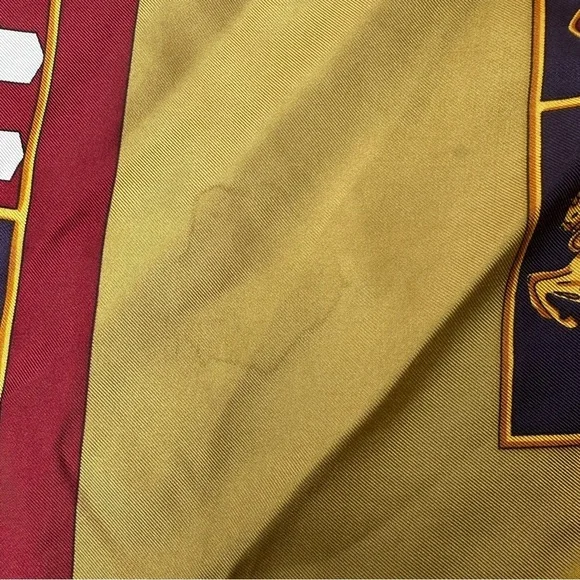 Vintage Burberrys silk scarf - Picture 6 of 9